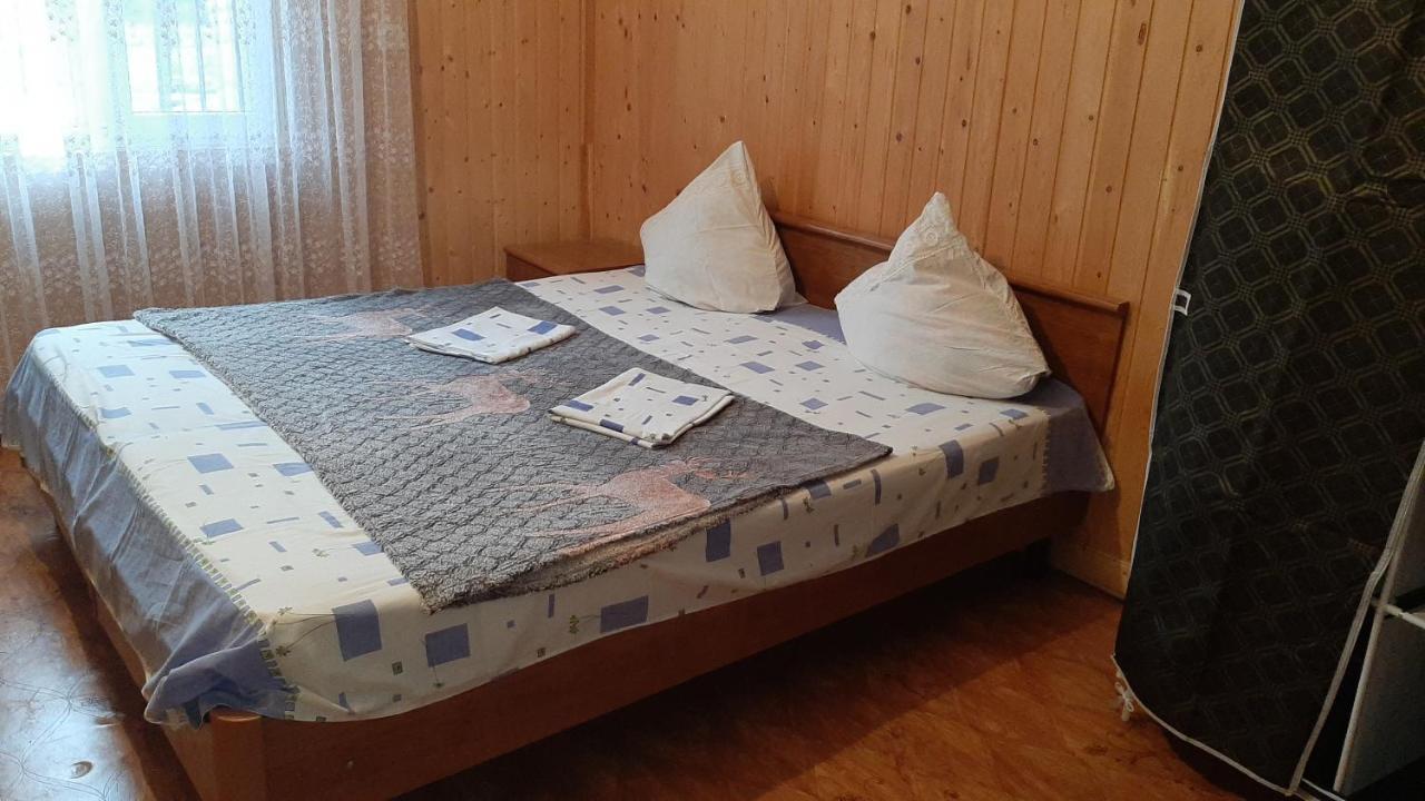 Zolotaya Buhta 10 Hotel Пицунда Екстериор снимка